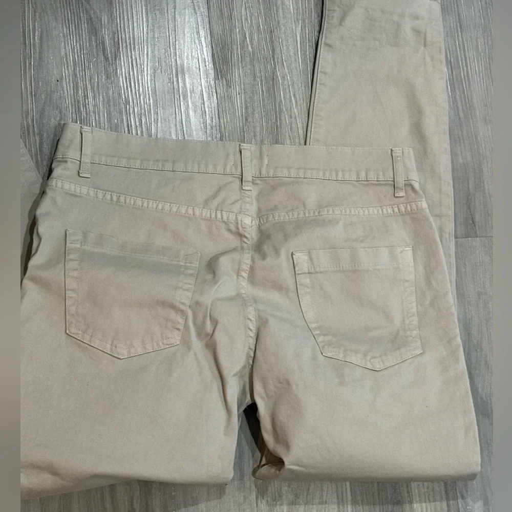 Nohow Men’s Beige tapered Pants NWT
